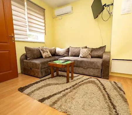Votor Apartment *