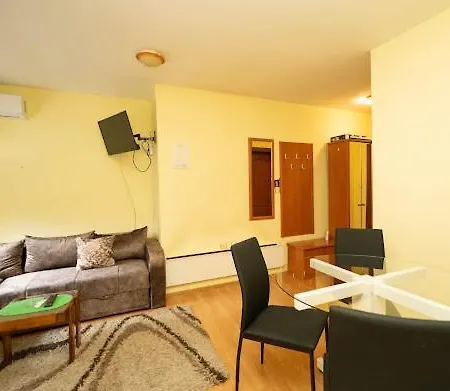 Apartament Votor *